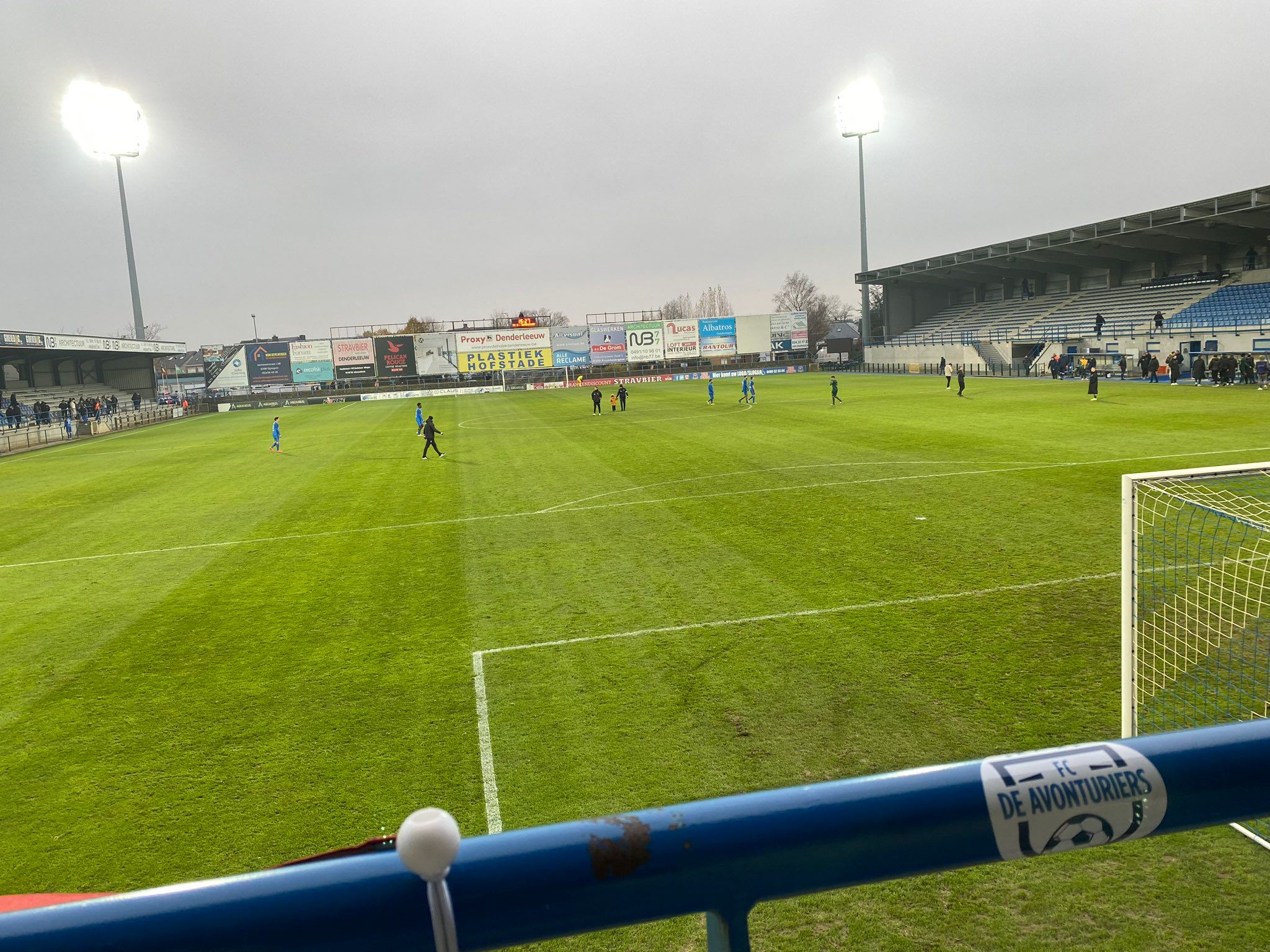 FCV Dender EH in paar weken tijd van 4 naar 0 Avonturiers