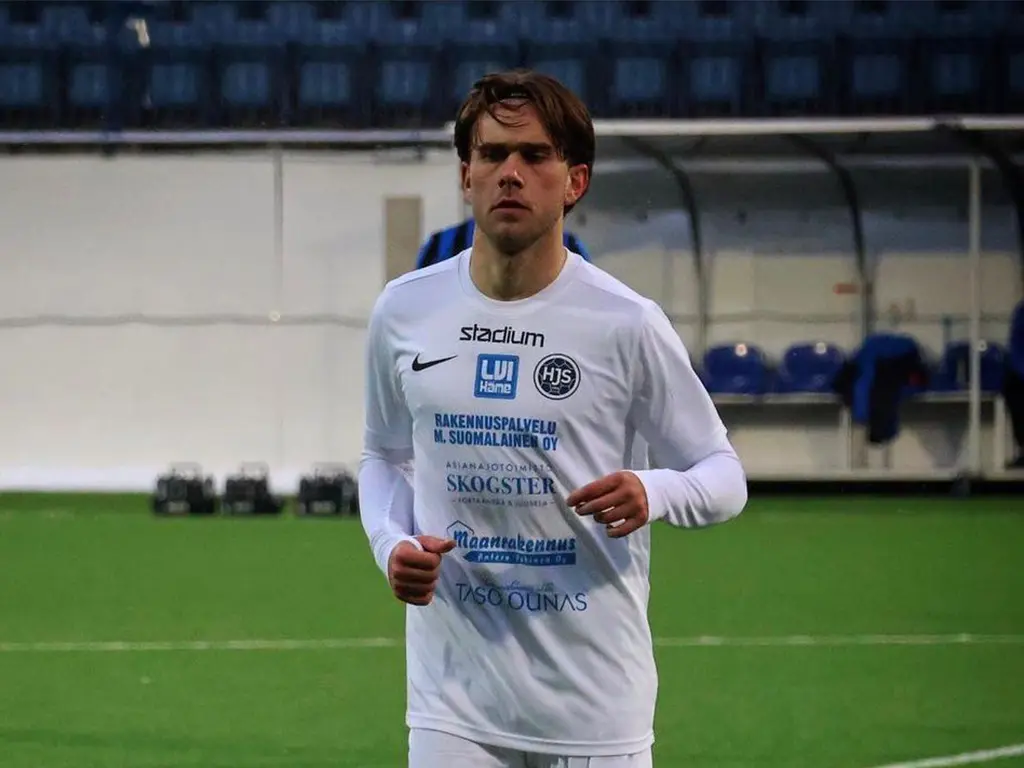 Dennis Hoekman is in Finland eindelijk weer voetballer