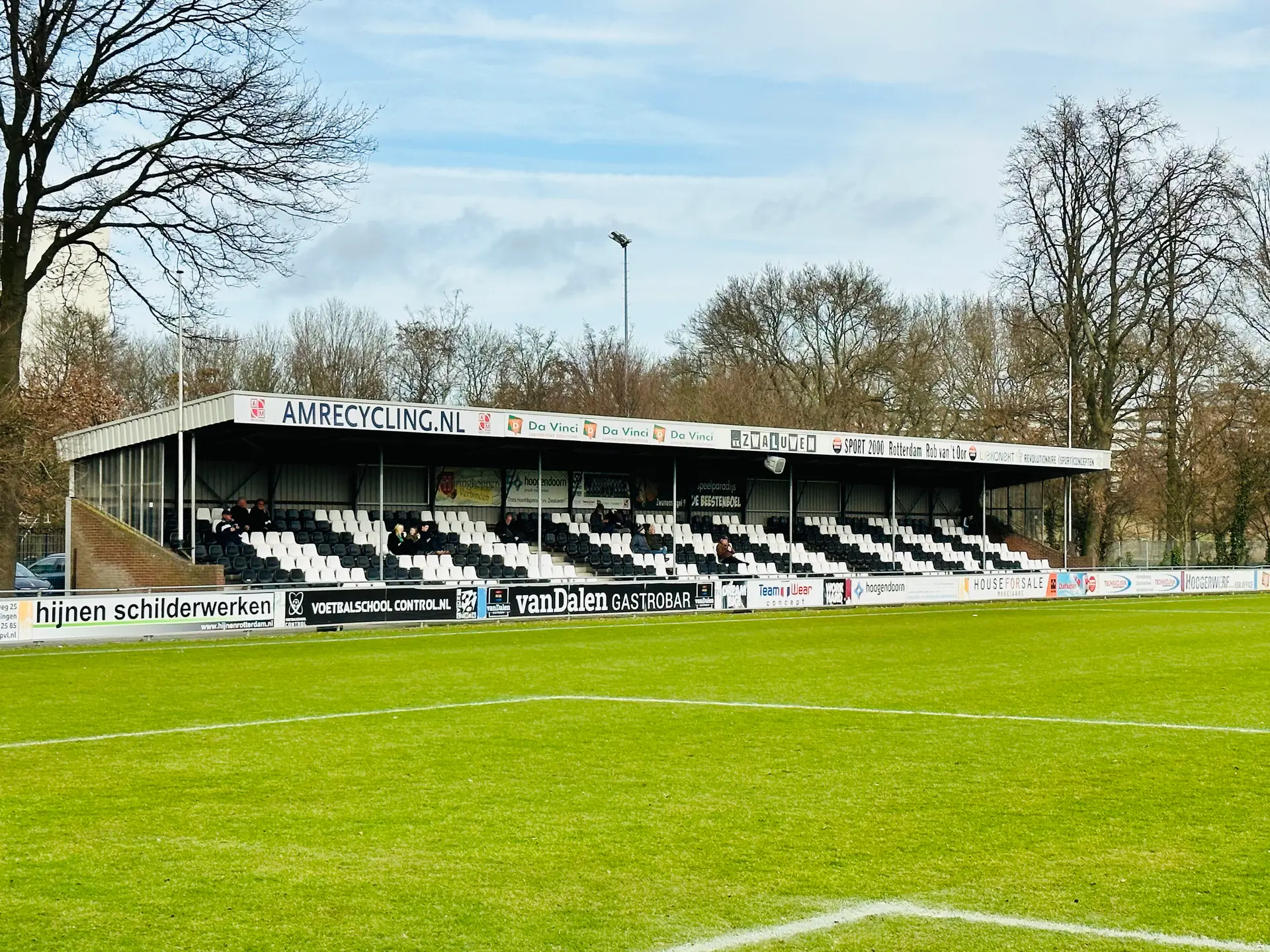 VV Zwaluwen Vlaardingen stadion