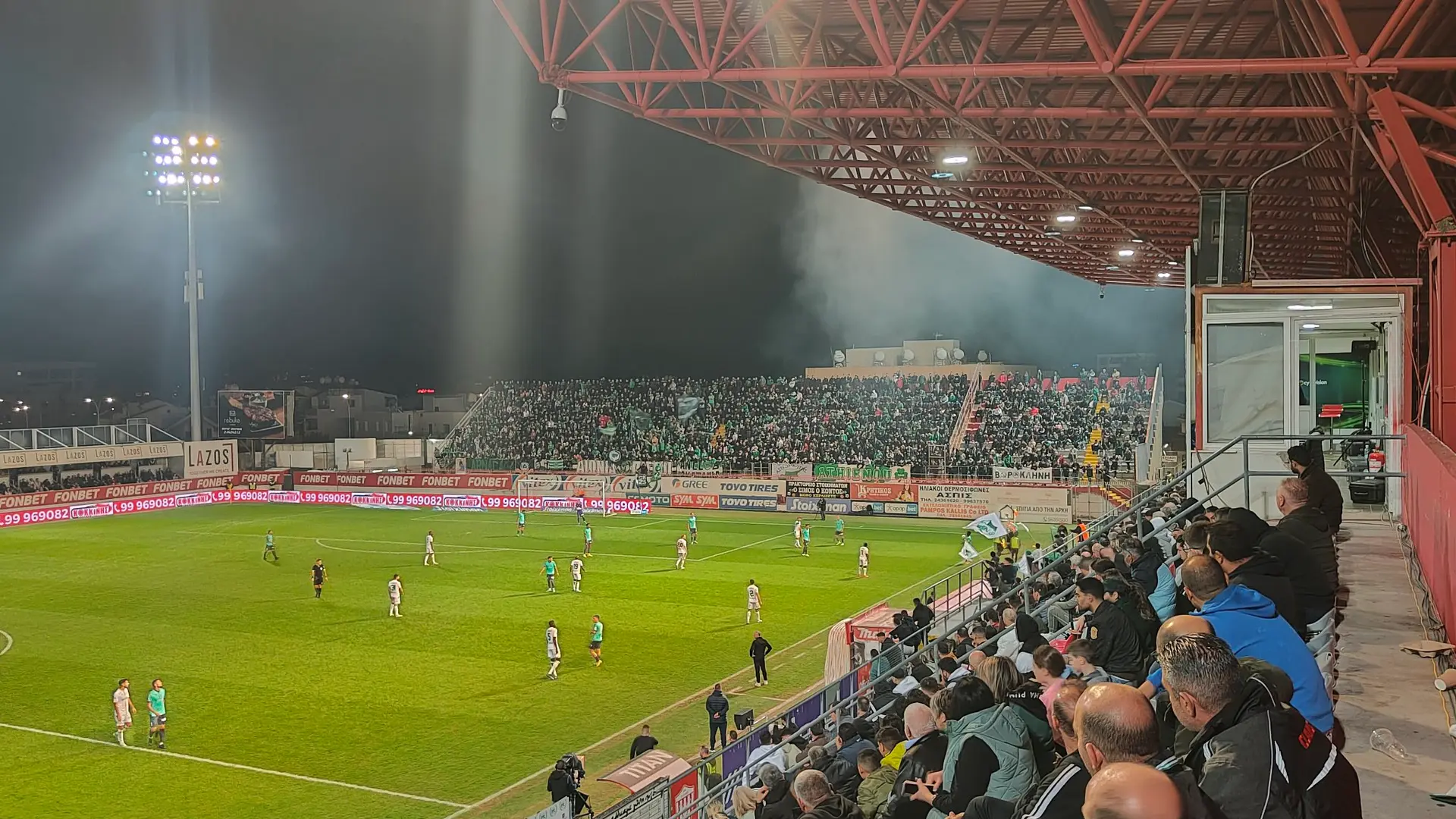 Nea Salamis stadion
